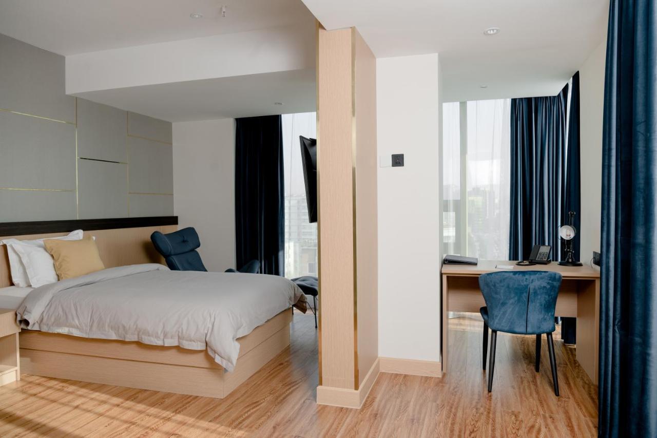 Millennium Plaza Hotel & Mall Ουλάν Μπατόρ Εξωτερικό φωτογραφία